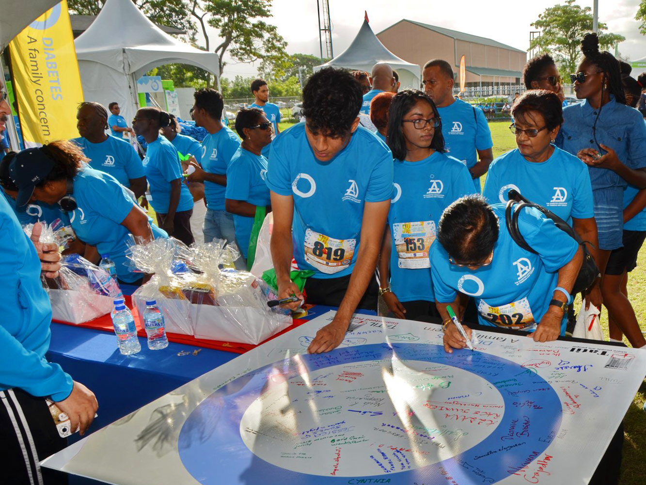 Signing the Circle, Tatil Diabetes Day, 2019